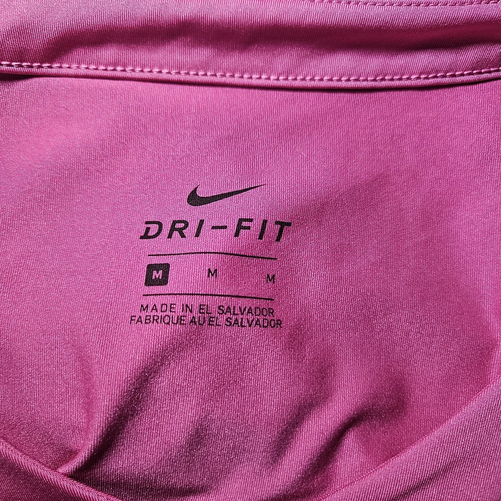 Nike vibrant pink